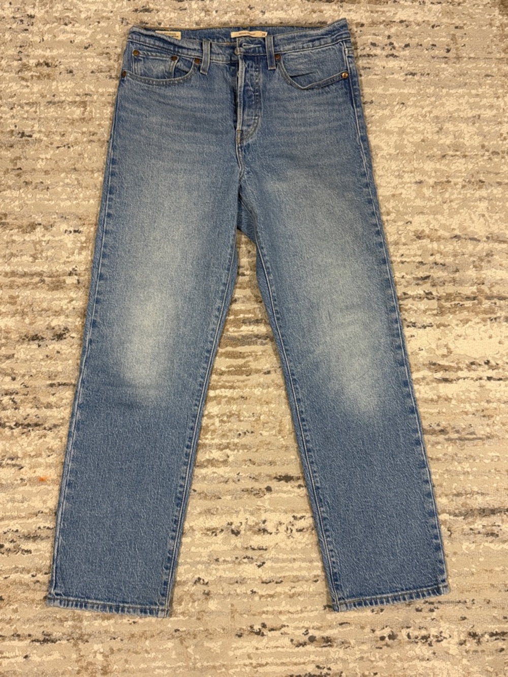 Levi's Women’s Straight Jeans in Light Blue Denim